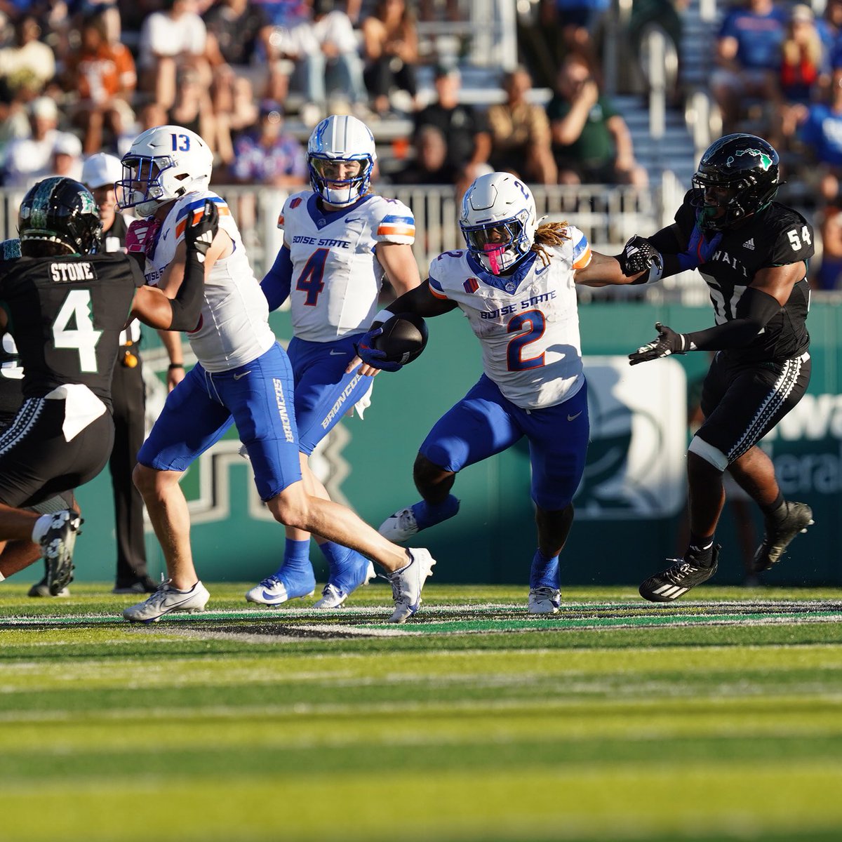 In an apparent “off” night for him, Ashton Jeanty had 217 yards rushing and a season LOW average 7.0 yards per carry. 

Season LOW. 😳

#HEI2MAN