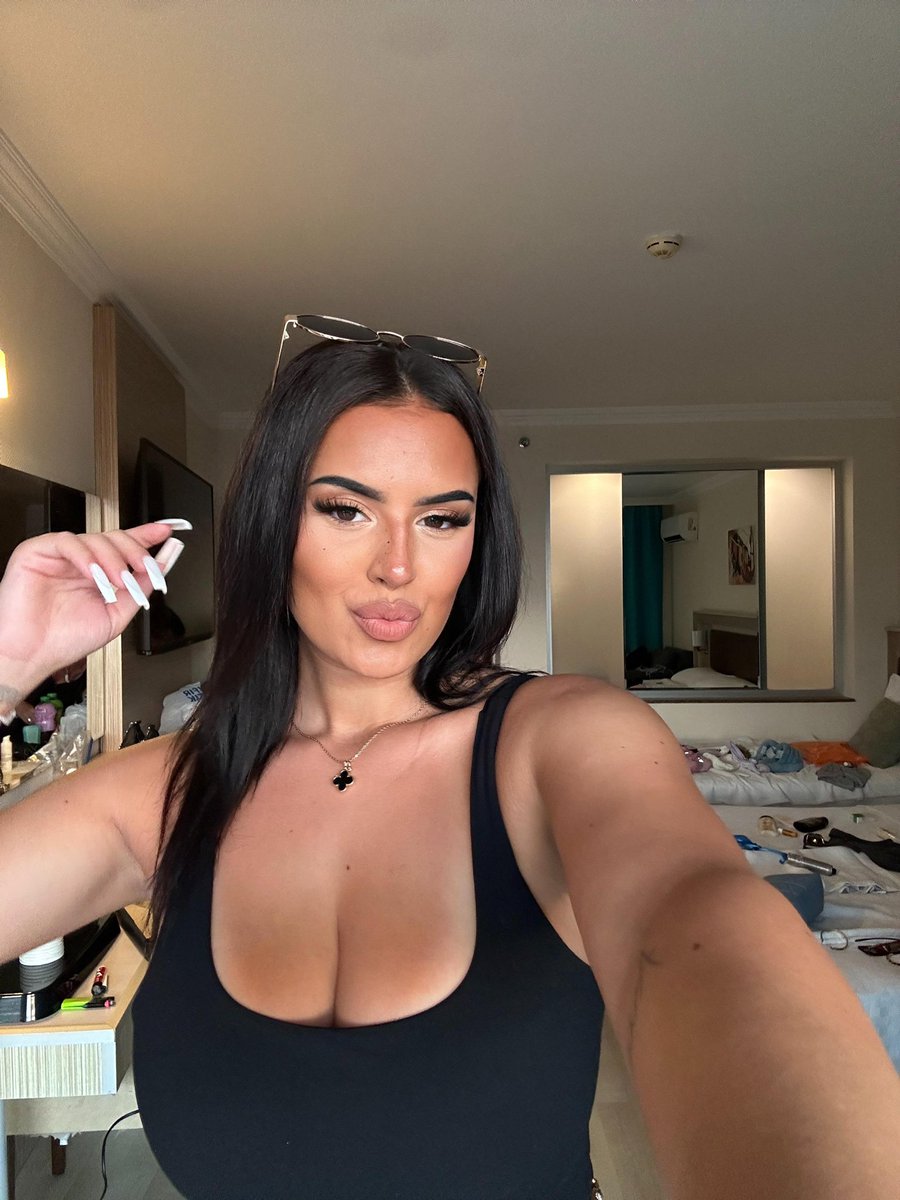 RT GAME FÜR MEIN ZAHLSCHWEIN <a href="/Arkis00/">Arkis</a> 🐷
Lasst uns den mal so richtig ausplündern 🫰🏼💸
3€ / 💬
3€ / ♻️
3€ / ❤️
2 Kommentare pro Account!
30 min ab JETZT!!
Los geht's 😌