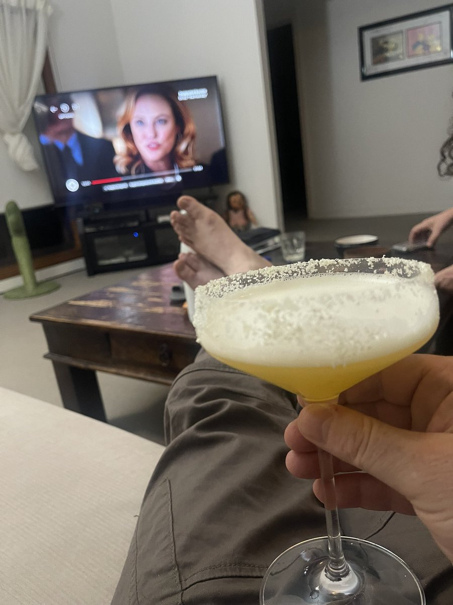 When you have your own cocktail bartender at home. ❤️