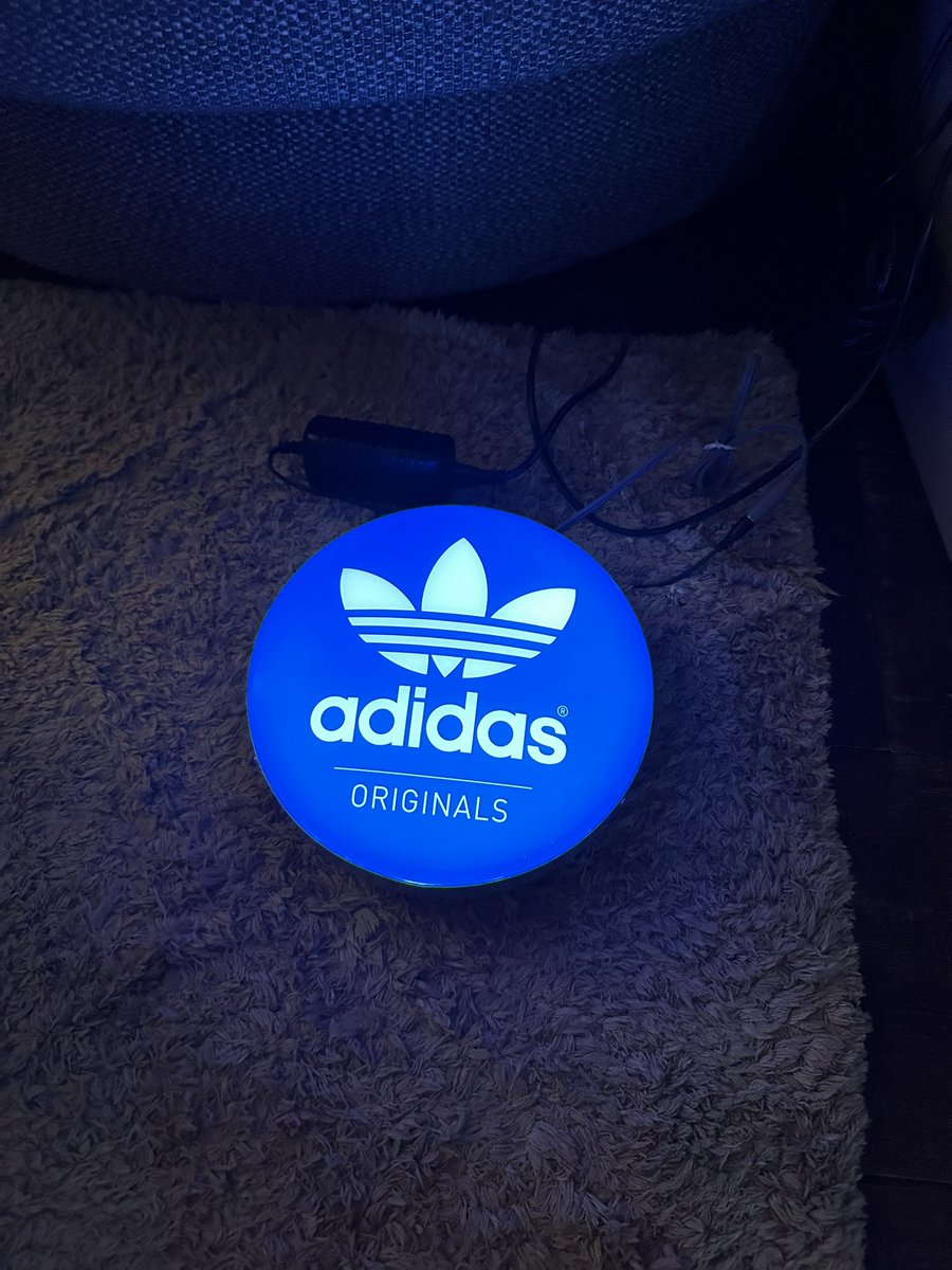 lee aplin tweet media