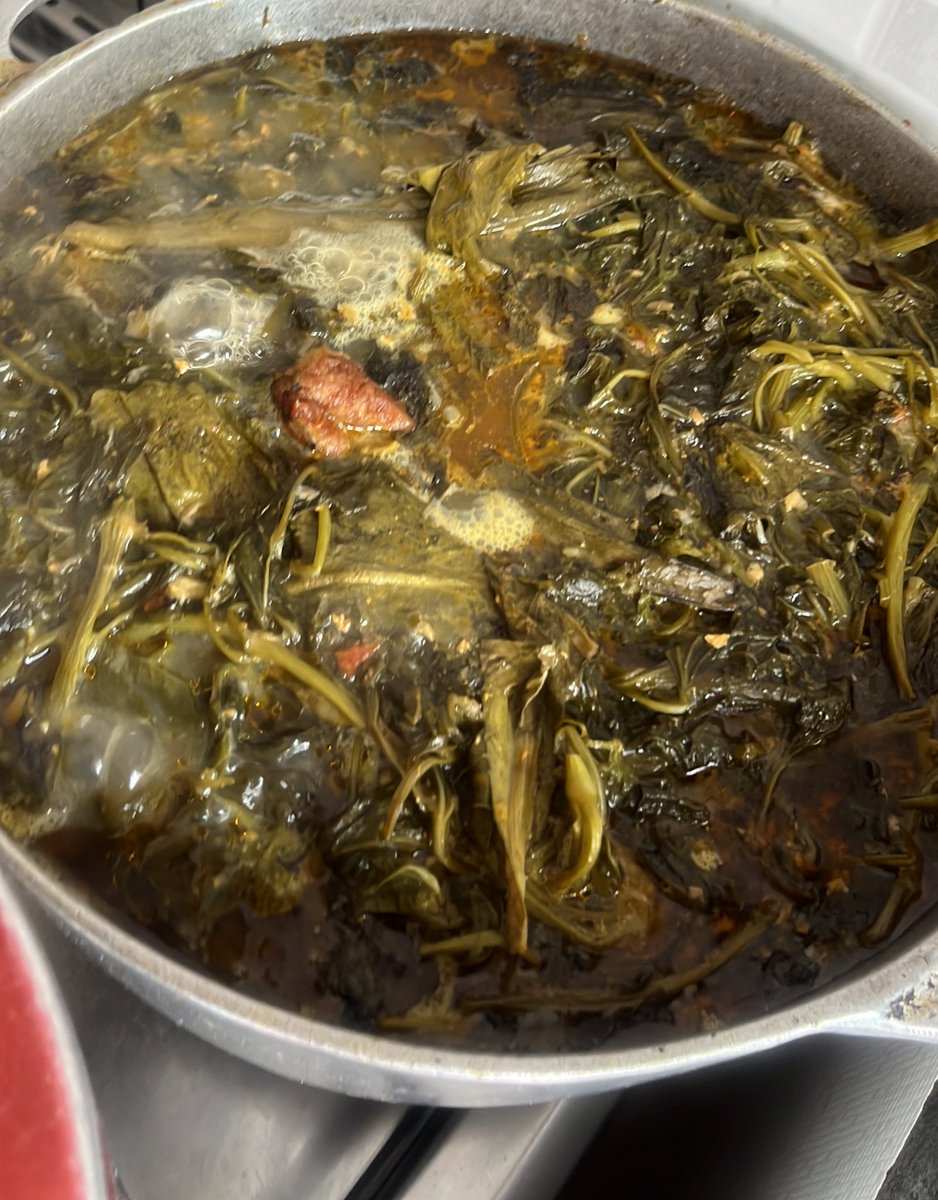 Fred_Will's tweet photo. Habemus Frangão no tucupi, com mta chicória e jambú… https://t.co/TG2IfXt1YH