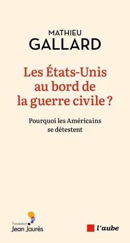 Mathieu Gallard, expert de la carte électorale US, publie 'Les États-Unis au bord de la guerre civile'. Un livre passionnant sur l'évolution d'une Amérique unie vers une nation divisée. Il y analyse la polarisation politique et l'avenir de la démocratie US. À lire absolument !