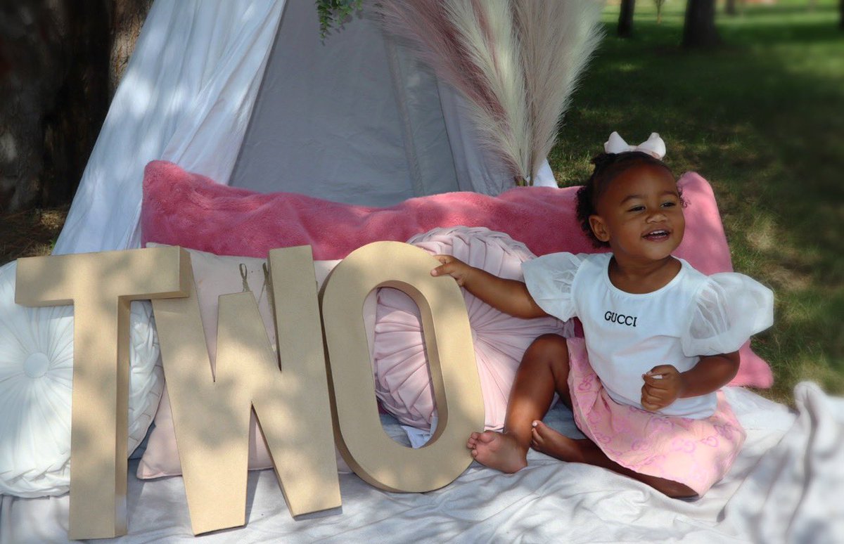 FreedomByDesig_'s tweet photo. Happy 2nd Birthday Paris! Nana loves you! 🩷🩷🩷 https://t.co/XWwhC40gdb