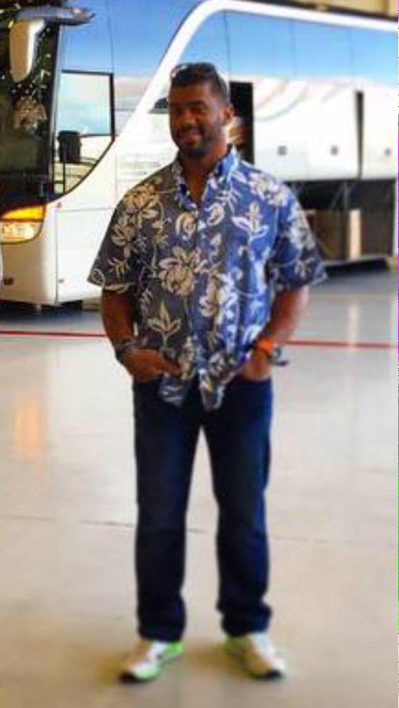 The Russell Wilsonification of Travis Kelce is ALARMING.