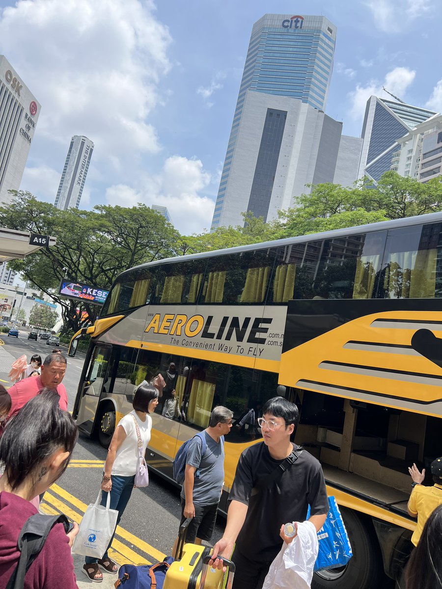 hhmmgg2424's tweet photo. 吉隆坡之旅:抵達
#黑棉女孩 #Aeroline #MYR297 https://t.co/8Oii2fKdE6
