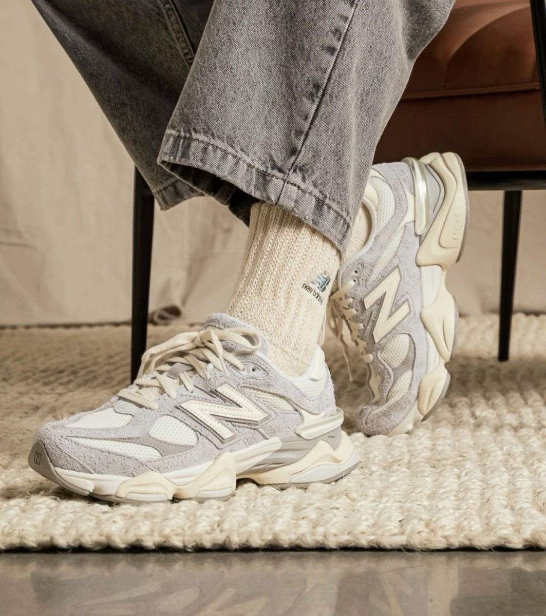 New Balance 9060 Quartz ☁️

Liens 🔗 : youwear.fr/products/new-b…