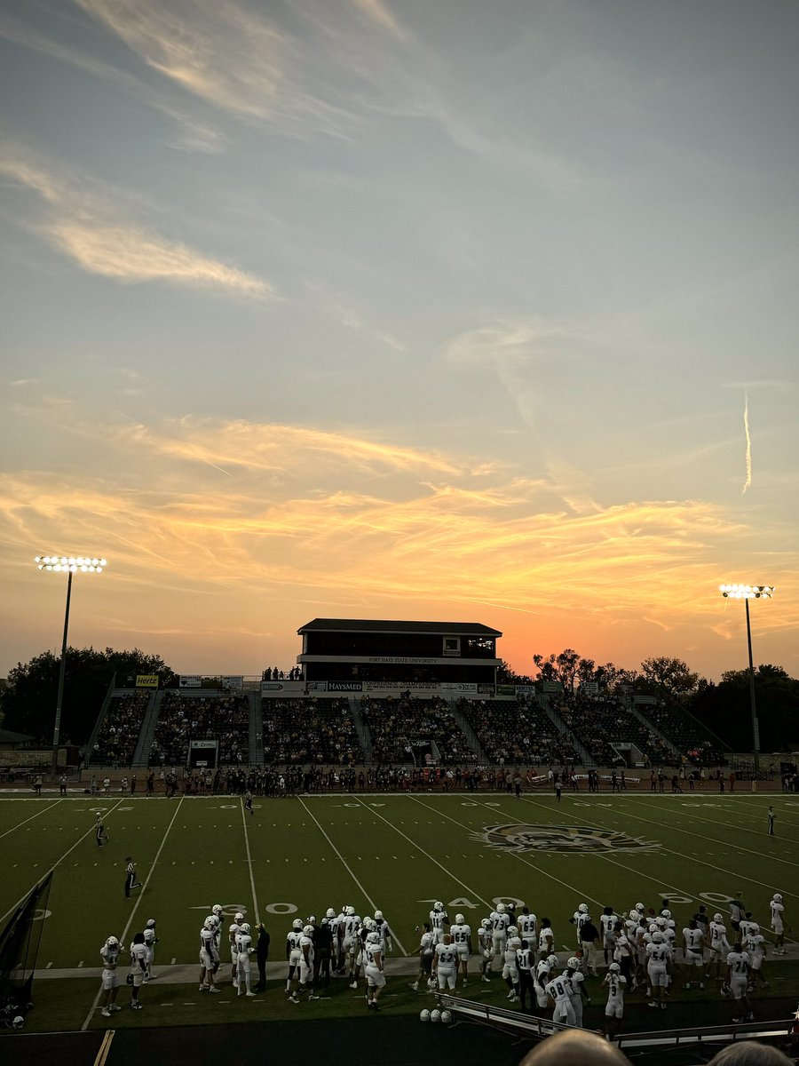 Jakecampbell.73 (@68jakecampbell) on Twitter photo Appreciate the game day invite, awesome atmosphere and a great win!
<a href="/CoachBoldin/">Amari Angram-Boldin</a>
<a href="/Coach_Hickel/">Layton Hickel</a> Appreciate the game day invite, awesome atmosphere and a great win!
<a href="/CoachBoldin/">Amari Angram-Boldin</a>
<a href="/Coach_Hickel/">Layton Hickel</a>