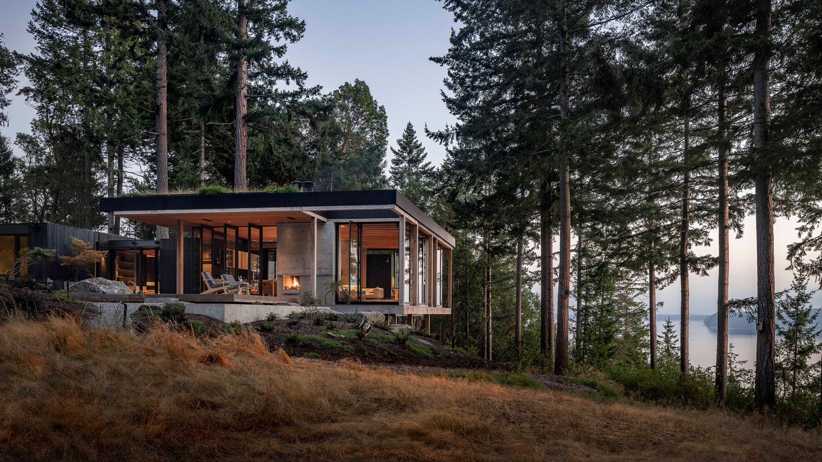 Dezeen tweet media