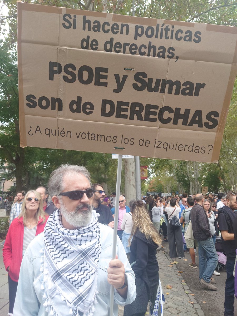 #13octViviendaPorDerecho 
El mejor cartel de la manifestación