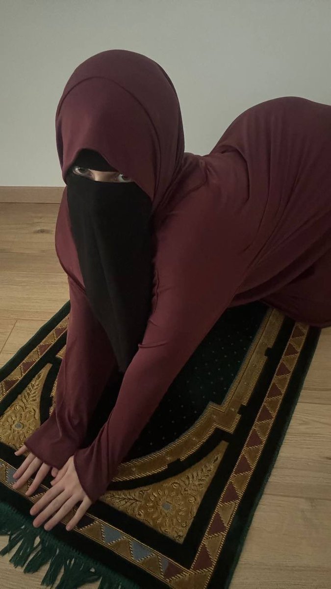 Fitria_feb @ukhti_fitri_ - Twitter Profile | TwStalker