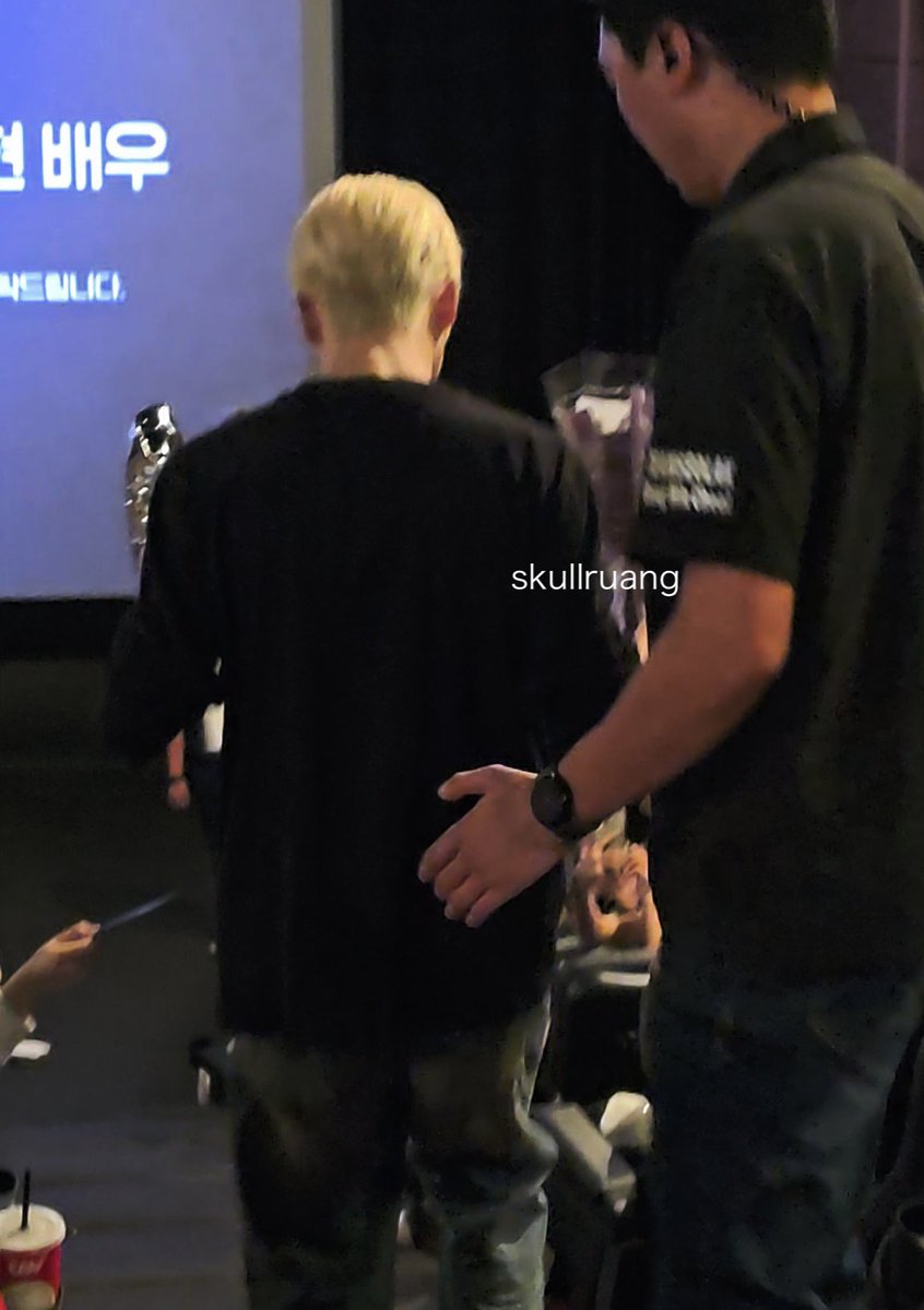 미소◡̈♡ tweet media