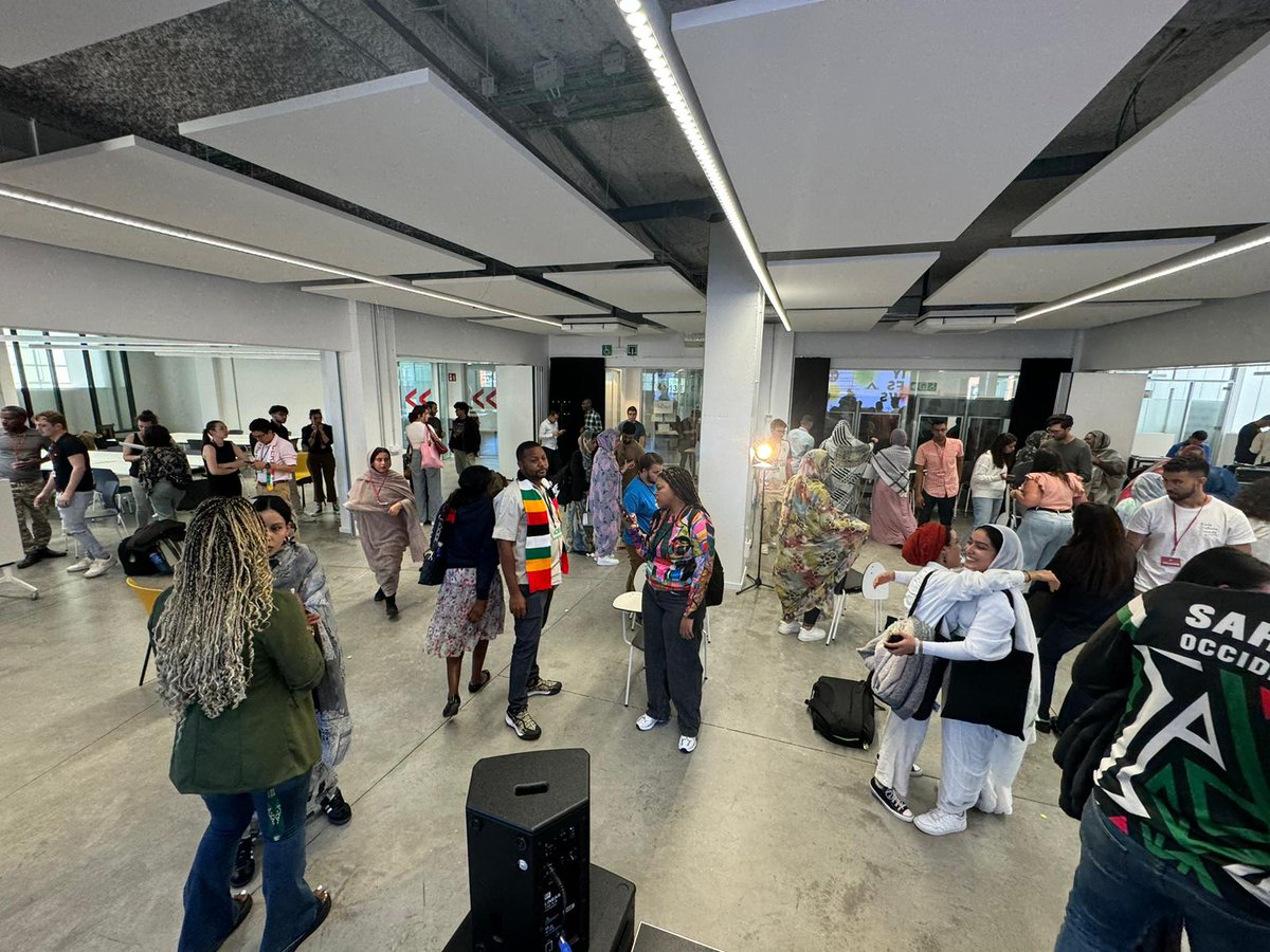 iyfsws2024's tweet image. WE CONCLUDE THE FORUM!📢

From the #IYFSWS stuff, we want to thank y&apos;all for participating in the project❤️The excellent workshops and conferences have strengthened the international solidarity bonds for Western Sahara and new friendships have been founded🇪🇭

#FreeSahara ❤️🖤🤍💚