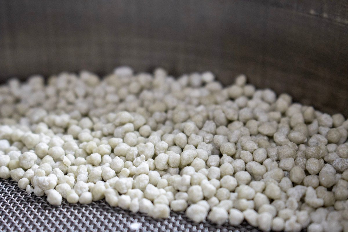 IFDCGlobal's tweet image. This #GlobalFertilizerDay, we are highlighting the importance of utilizing safe #Fertilizers for specific regions.

For 50 years, IFDC has #Researched and tested fertilizer #Technologies to meet the diverse needs of #Soils around the #World!

Learn more: buff.ly/3ZTIoeE