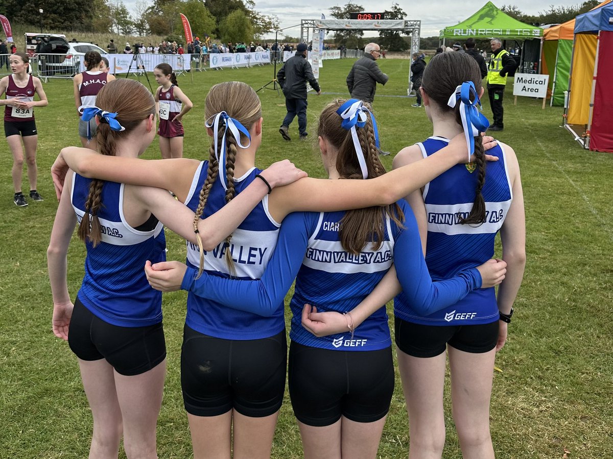 𝐓𝐡𝐞 𝐁𝐨𝐰 𝐄𝐟𝐟𝐞𝐜𝐭 𝐱 𝐂𝐫𝐨𝐬𝐬 𝐂𝐨𝐮𝐧𝐭𝐫𝐲 🎀🤩

Our senior relay girls continuing to inspire the next generation 💚

#IrishAthletics