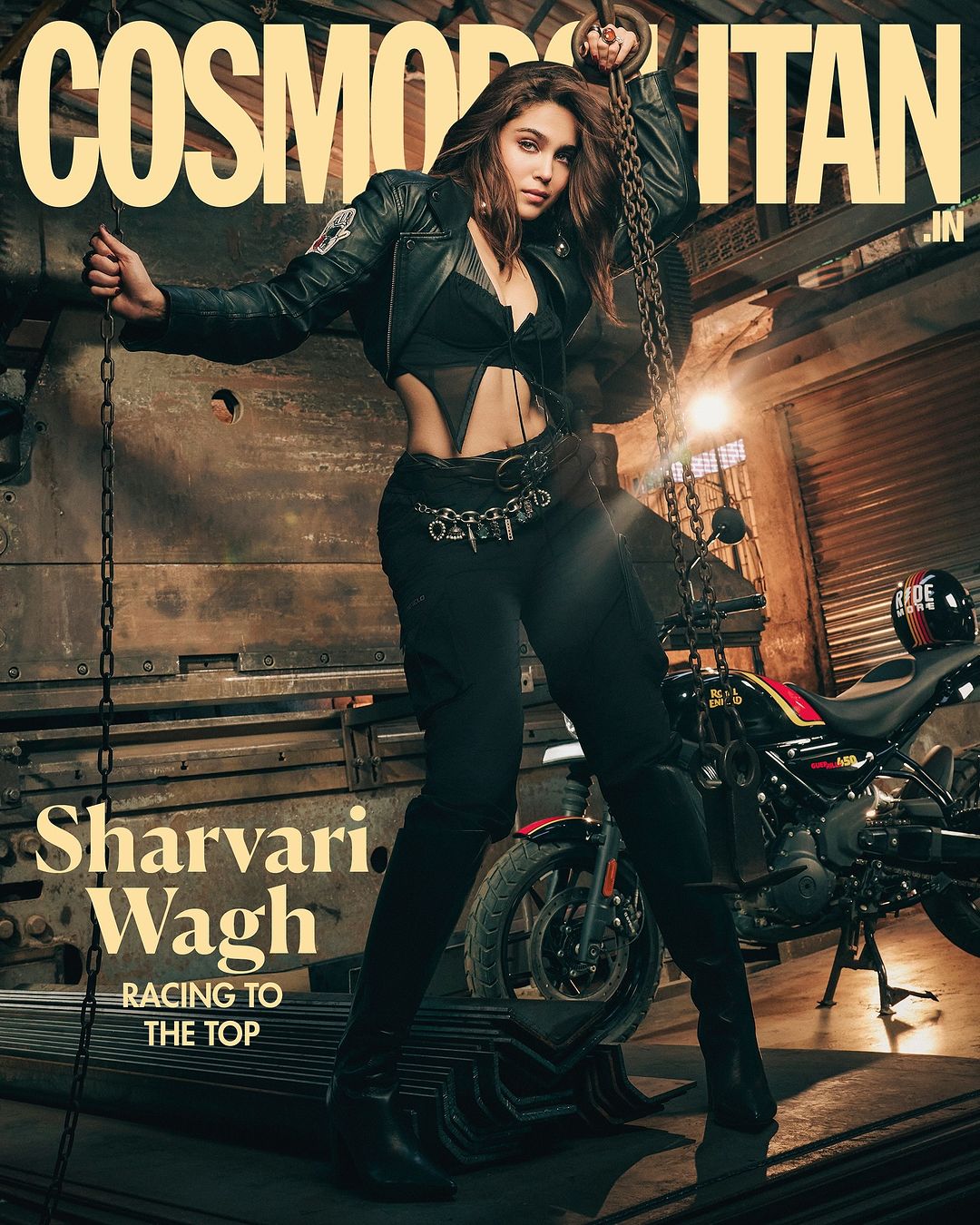 GZxHwthW0AwDLK0?format=jpg&name=large