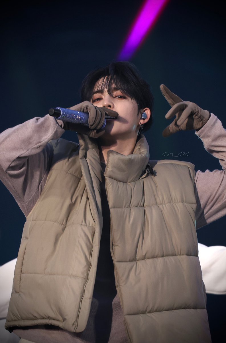 svt_sps's tweet photo. 241013 seventeen right here 고양 GOYANG
#세븐틴 #SEVENTEEN #scoups #에스쿱스 #エスクプス  

👑 https://t.co/hBPgqYEJIr