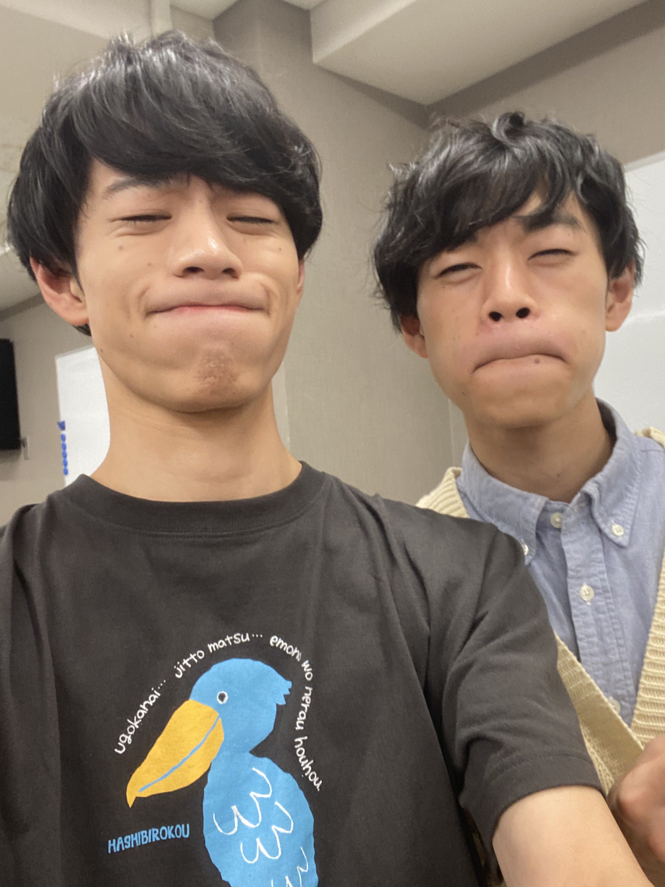東問 on X: 