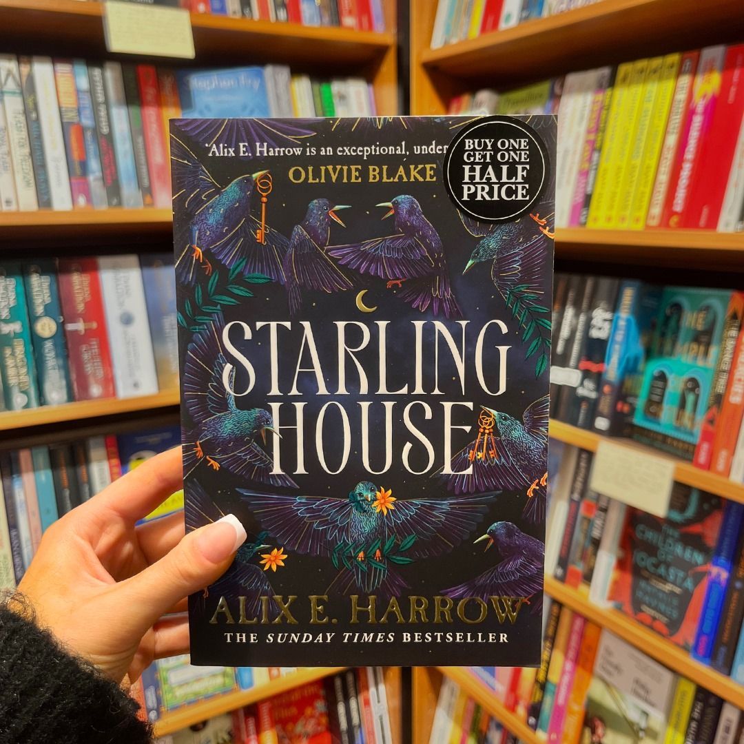 🍂 Get Cosy with Waterstones St Andrews! 🍂

As the weather cools and the nights draw in, Waterstones St Andrews has just what you need – a stack of ‘cosy’ book recommendations perfect for fall reading. 📚✨

| Shop | Play | Indulge | Stay |
#LoveStAndrews