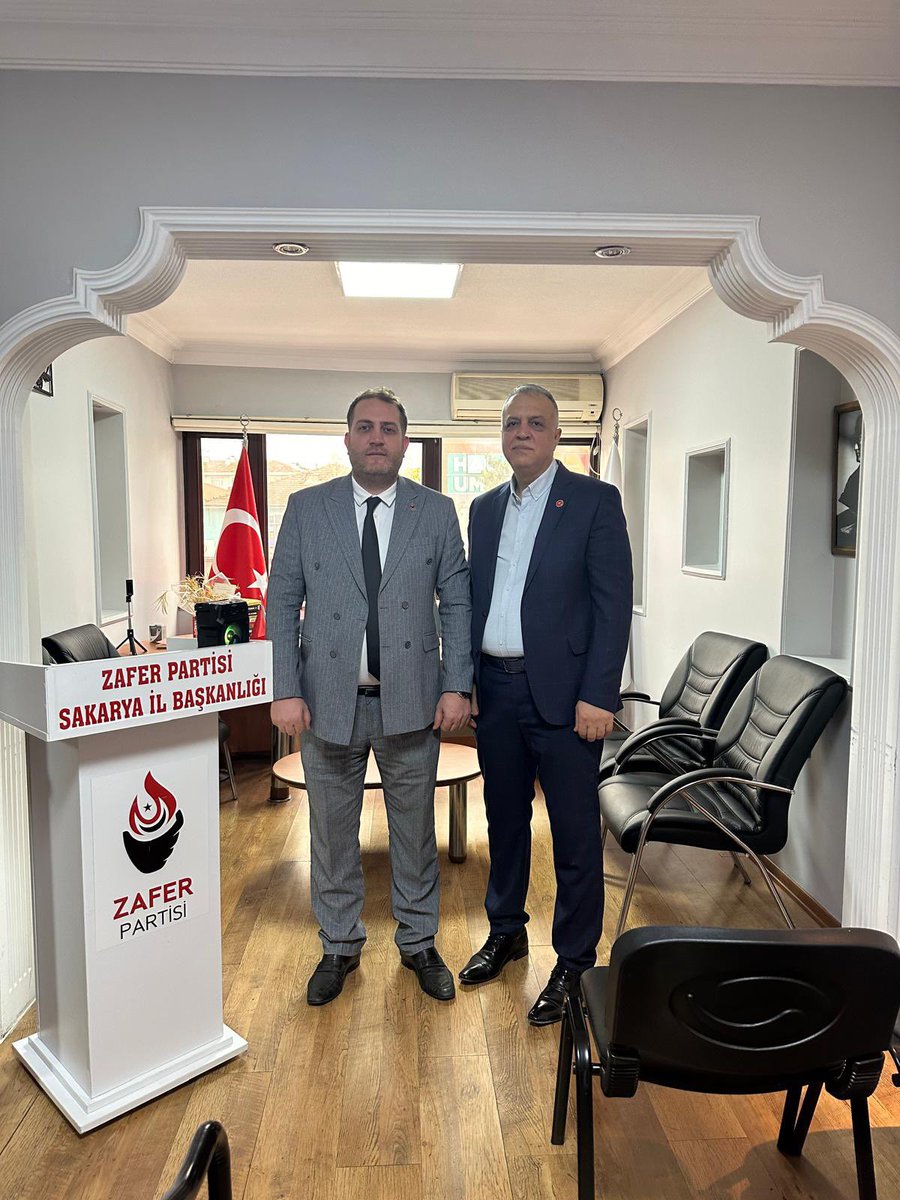 ZaferGenclik54's tweet photo. Adapazarı İlçemiz 2. Olağan Kongresini tamamladık. İlçe Başkanı seçilen Kadir Çolak ve tüm yönetim kurulu üyelerini tebrik eder teşkilatımıza hayırlı olmasını dileriz.

@umitozdag @AvYucelTercan @zaferpartisi @M_cankucuk @FurkanBey5470 https://t.co/WTlC6tigsH