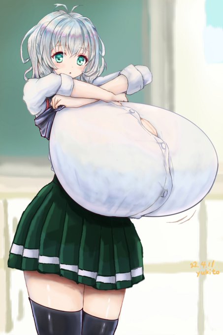 #あなたの評判良かった4選がみたい ピクシブでのブクマ数が多い順①:雪平イズミ(オリキャラ)②:ブレマートン(アズールレーン)③:緋月綾奈(カガクなヤツら)④:樫野(アズールレーン)版権キャラが並ぶなかでイズミが1位を飾ってくれるのは、オリキャラ絵描き冥利に尽きますね 