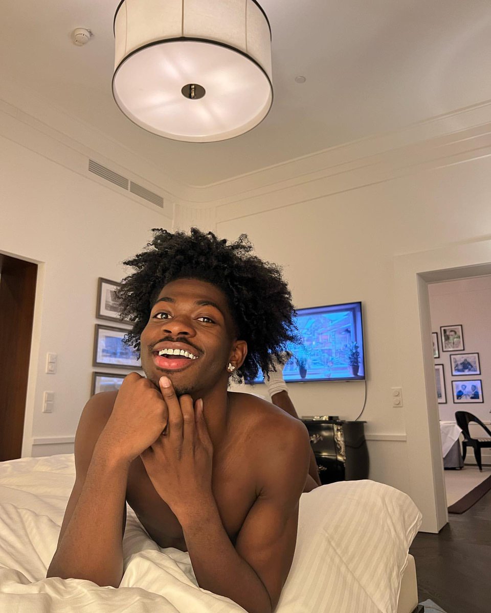 lilnasxmajor's tweet photo. he was crazy for this 😭 https://t.co/br57YiK7ZV