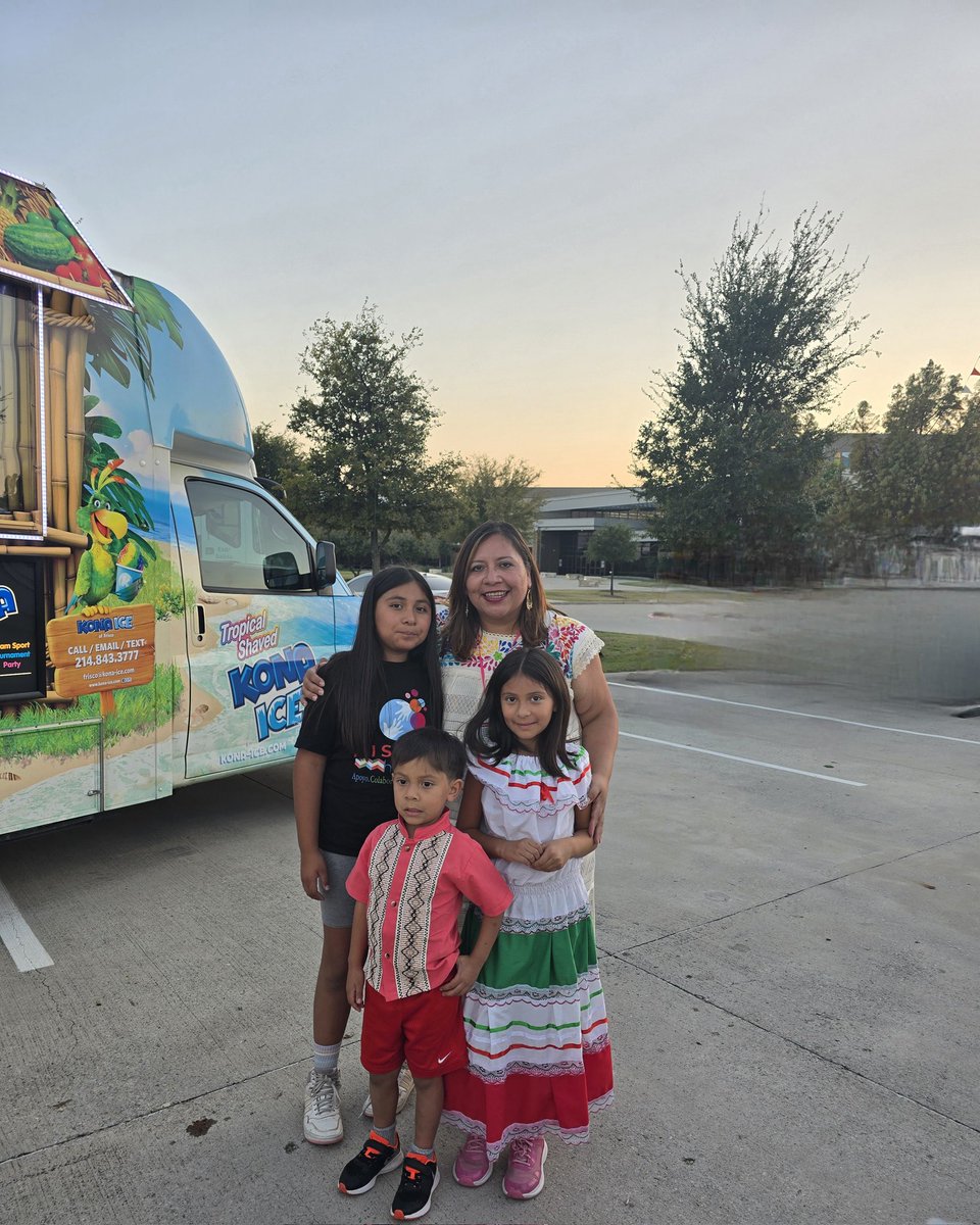 I am blessed to have such amazing family, friends, and community that comes together to celebrate #HispanicHeritageMonth 3rd year of our event!