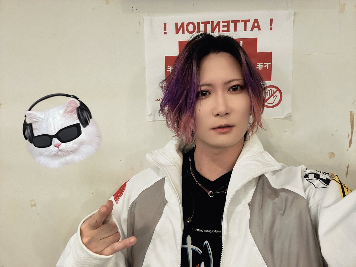 axiz_and_nico's tweet photo. KOOL 15th Anniversary Live『鳴動』
昼夜ともゲストで出させていただきました🔥
アツい漢のこの世で1番いいライブでした🎉
少しでもお力添え出来たなら光栄です‼️
Congrats!

#KOOL15周年 https://t.co/jBxlS8rpe8
