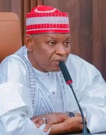 BalaAbdullahiGa's tweet photo. Those wiz clout to tell #KanoGov,@Kyusufabba do,to knw:a good #WarCommander changes tactics,upon realising a #War isn't Winnerble.
Under d misguided influence of #RMK,has put #Kano on d path of #NeedlessConfusion. It's never too late to make amends.
Let him shine eyes.
@HrhBayero https://t.co/Vz4TV4u9l7
