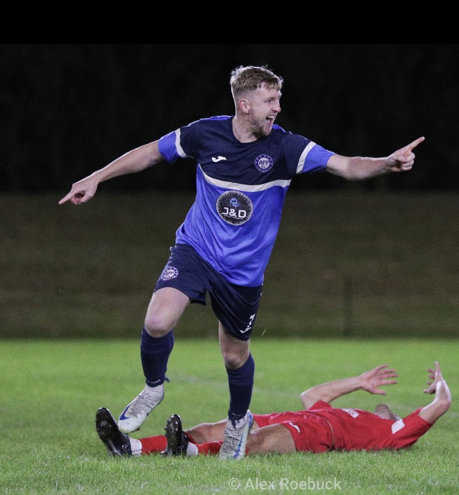 AFP_FC's tweet image. Barnsley Town 1.7 AFP
Binney ⚽️⚽️⚽️⚽️
Austin ⚽️⚽️
Blakemore ⚽️
MOM- Binney 🔥
Brilliant from the lads today #Utafp 💙