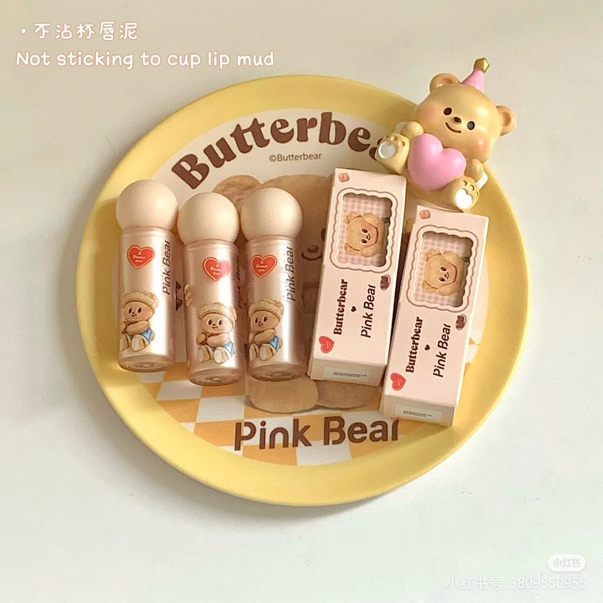tingjeen_port's tweet photo. 🧈 พรี #PinkBear x #Butterbear ลิขสิทธิ์แท้ 💯 เซ็ตลิปสติก 2 แท่งแถมแก้วมัคน้องเนย
💴 ราคา 620฿ รวมส่ง‼️
🛍 สั่งซื้อทัก DM ได้เลยค่าา
#ด้อมน้องเนย #น่ารักมั้ยไม่รู้
#ตลาดนัดbutterbear #Butterbearth #Butterbear_TH https://t.co/2LVEYdqhWx