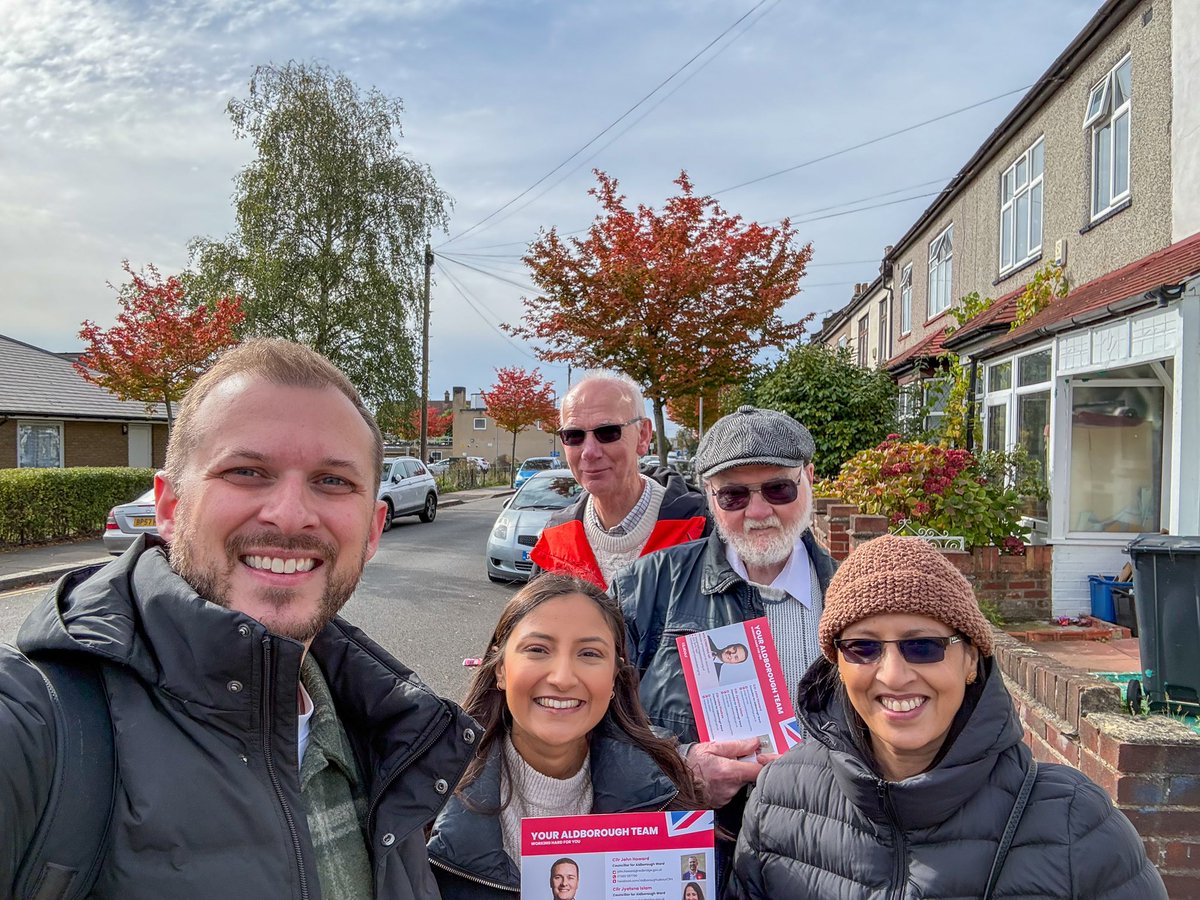 John Howard (@jhowarduk) on Twitter photo Aldborough Crew out in Newbury Park this morning for <a href="/UKLabour/">The Labour Party</a> national campaign weekend.
Picked up some ASB and fly tipping issues which we’ll be picking up with <a href="/RedbridgeLive/">Redbridge Council</a> & <a href="/MPSRedbridge/">Redbridge MPS</a> Aldborough Crew out in Newbury Park this morning for <a href="/UKLabour/">The Labour Party</a> national campaign weekend.
Picked up some ASB and fly tipping issues which we’ll be picking up with <a href="/RedbridgeLive/">Redbridge Council</a> & <a href="/MPSRedbridge/">Redbridge MPS</a>