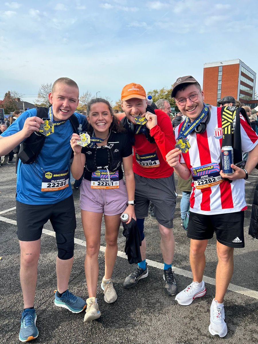 THEY DID IT!!  Woohoo! 

Huge congrats to <a href="/kelseajk/">Kelsea Knox</a> @georgemiller99 <a href="/oli_hurst99/">Oliver Hurst</a> &amp; <a href="/Joshua__Mason__/">Joshua Mason</a> on their #HalfMarathon brilliance! 

You are heroes!!!!! 💙💜

If you can spare a few quid, please do! 

Now, TO THE PUB!!!!!! 

⬇️⬇️⬇️⬇️⬇️⬇️⬇️⬇️⬇️⬇️⬇️⬇️⬇️