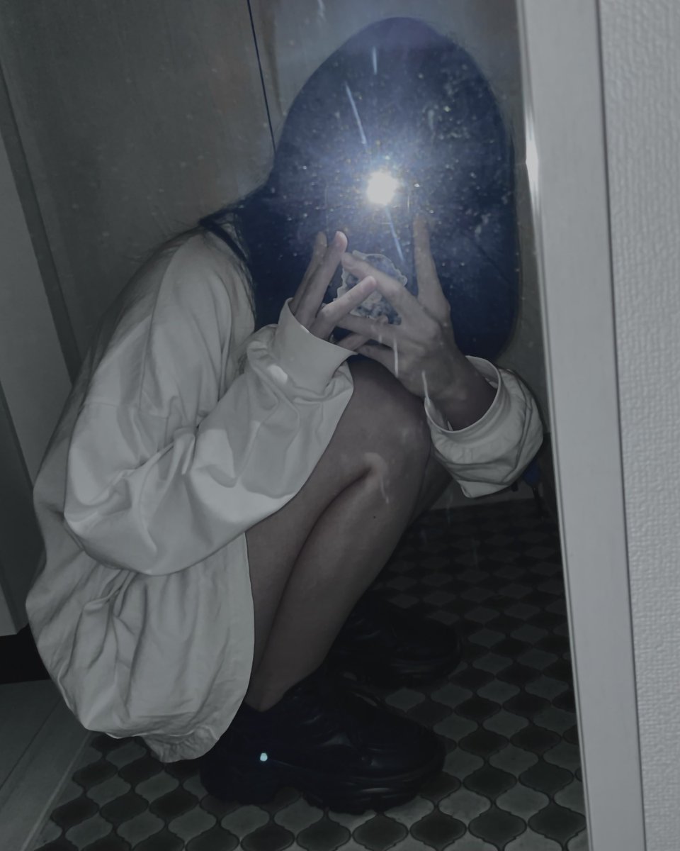 __0lx_'s tweet photo. 一緒にいて楽しい人見つけちゃうと常に会いたくなる https://t.co/JS5HvnhXdy