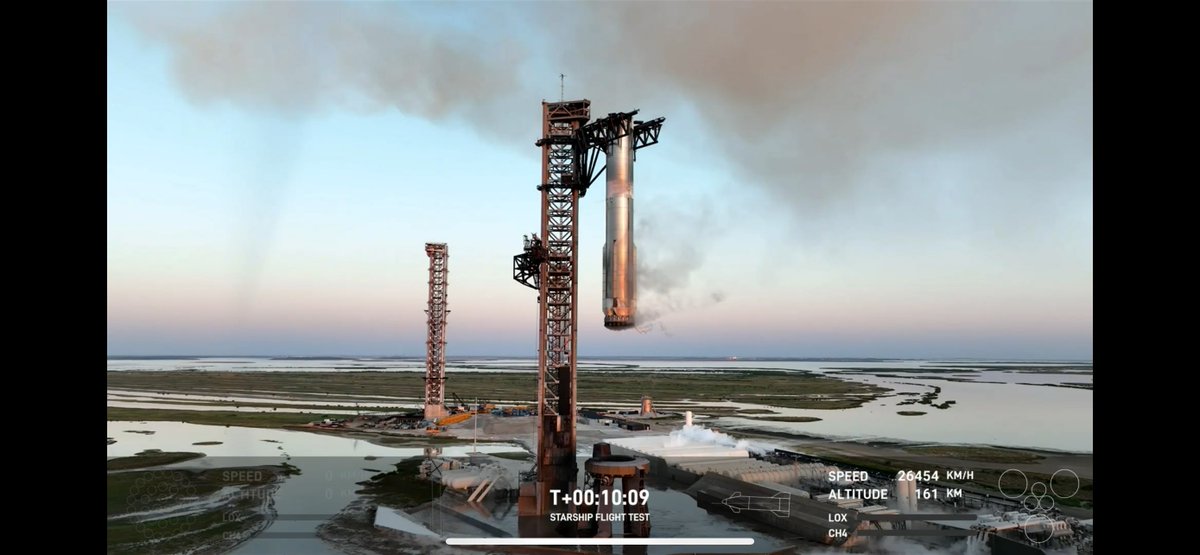 RaulTorresPLD's tweet image. Esto ha sido ABSOLUTAMENTE ACOJONANTE (ingenierílmente hablando). Enhorabuena amigos de @SpaceX #IFT5