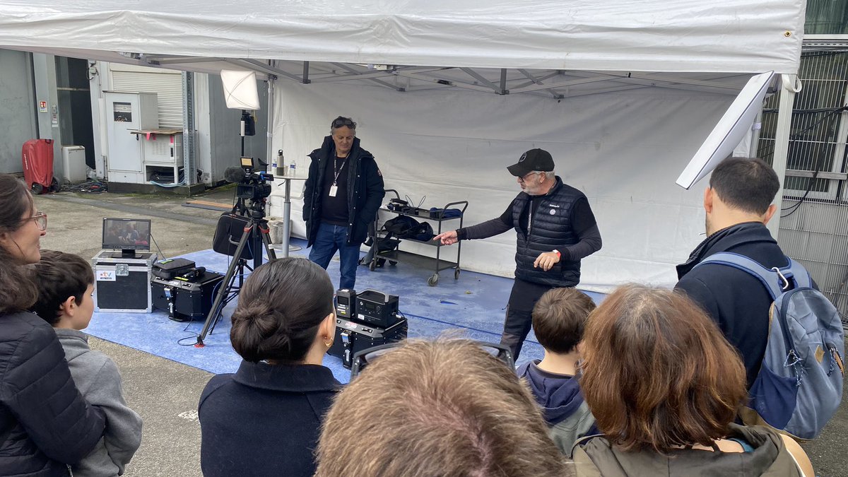 Alain Astarita (@alainastarita) on Twitter photo Très heureux et fier d’accompagner les téléspectateurs dans leur visite de <a href="/Francetele/">France Télévisions</a> à l’occasion des #portesouvertesFTV ! Et je parle beaucoup du réseau régional de #France3… Très heureux et fier d’accompagner les téléspectateurs dans leur visite de <a href="/Francetele/">France Télévisions</a> à l’occasion des #portesouvertesFTV ! Et je parle beaucoup du réseau régional de #France3…