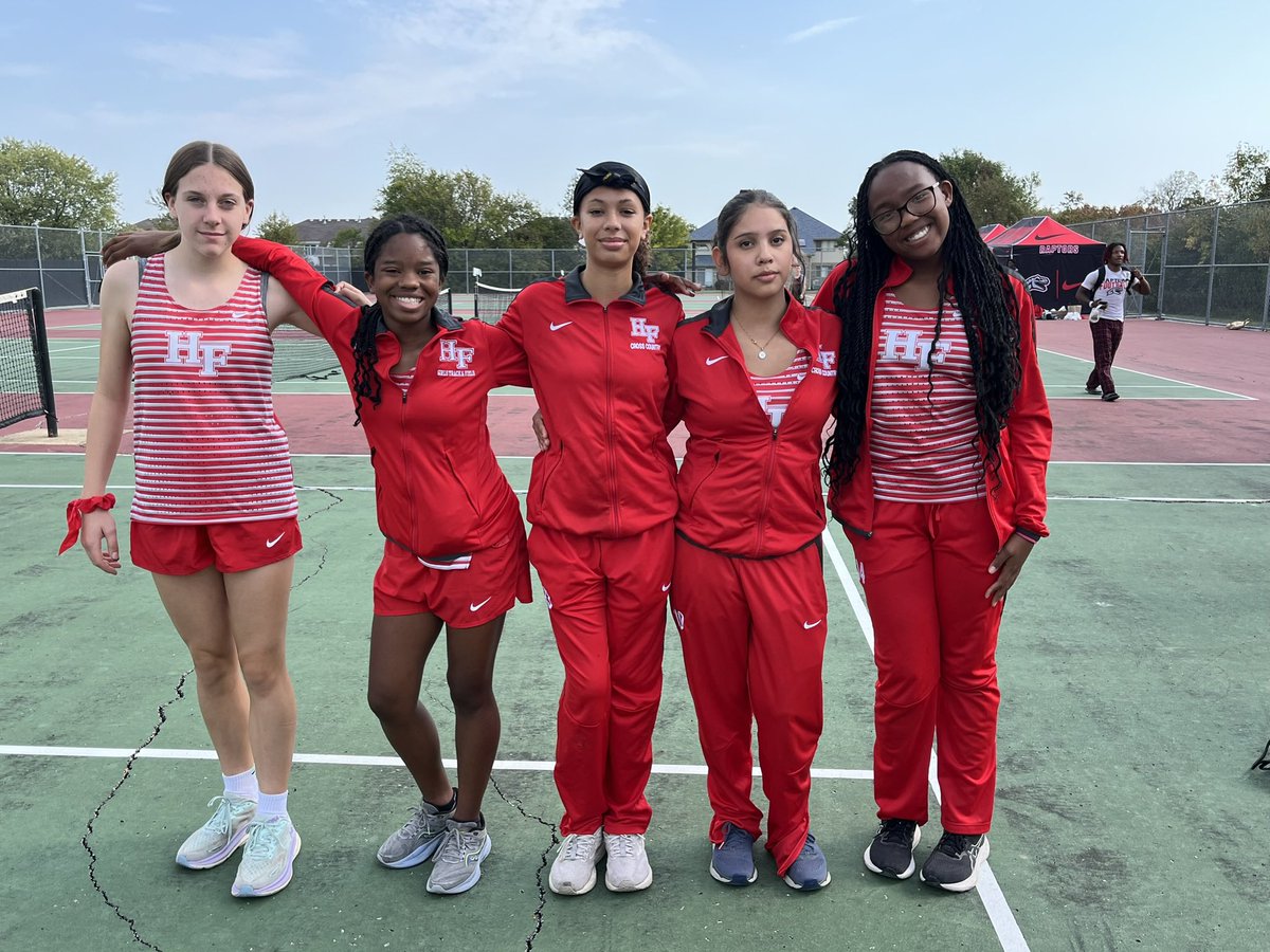 Our Fresh/Soph crew was 5 for 5 with LIFETIME PRs at Jimmy Daniels!! Led by freshmen Asha Maclin &amp; Safiya Douglas who ran 2:35 &amp; 2:39 PRs, Ginger followed with 1:14, Cristen who broke 30 minutes with 3:01, and Nathalia with 60 seconds, all ran absolutely stellar races. Congrats!