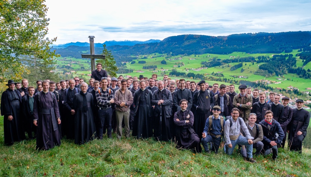 2024 - Excursion à Weitnau

fsspwigratzbad.blogspot.com/2024/10/2024-e…

#fssp #wigratzbad