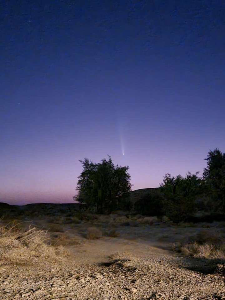 Abofahad1433's tweet photo. تم رصد مذنب #تسوشينشان مغرب اليوم ١٤٤٦/٤/١٠هـ  في #جنوبيةسدير https://t.co/gsskwOa37O