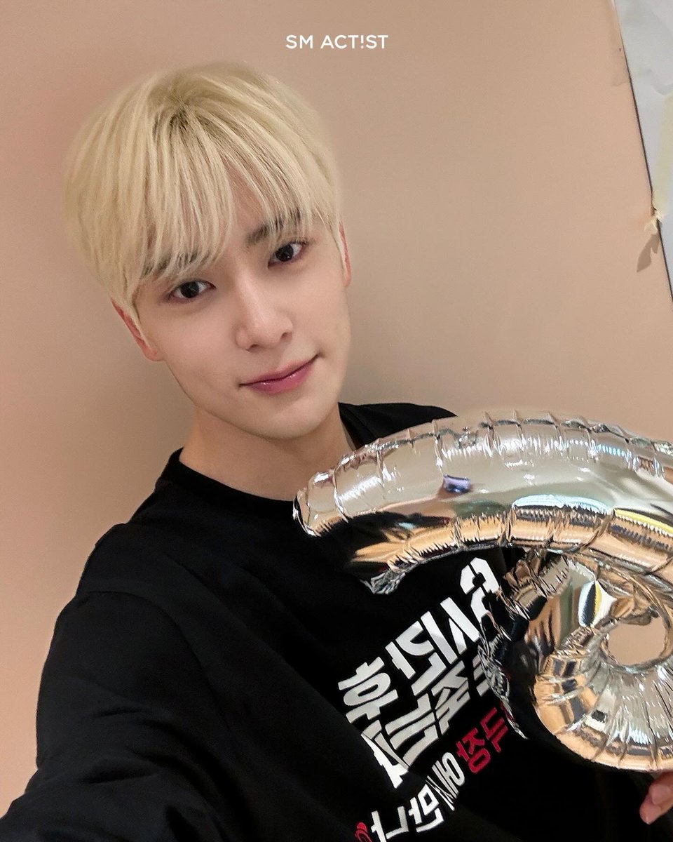 241013 sm_actist #재현
_
영화 <6시간 후 너는 죽는다> 무대 인사를 마친 정재현 배우😊

육너죽 복숭아 당도 최고🍑

영화 <6시간 후 너는 죽는다>
10월 16일 수요일 극장에서 만나요🙌🏻

#정재현 #JEONGJAEHYUN <a href="/_jeongjaehyun/">Rae</a>
#영화 #6시간후너는죽는다 #YouWillDiein6Hours
#준우 #Junwoo