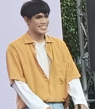 stellberrychick's tweet photo. 2020 &amp; 2024 🥺💛

my yellow, @stellajero_ !! https://t.co/OeYQdlvdqT