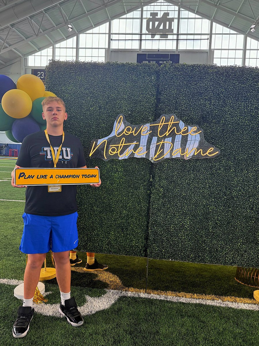 Reece_44_'s tweet photo. Thank you @NDFootball for having me on campus &amp; the hospitality! I enjoyed talking with @NDrecruiting01 &amp; Chad Bowden. Congratulations on a big win! #2029

@BuckFitz 
@NCEC_Recruiting 
@CSmithScout 
@NatlPlaymkrsAca 
@NPCoachJeff https://t.co/N8ndOPF8Fe