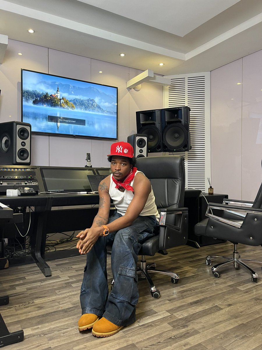 New Music ? 🤩🤩😋