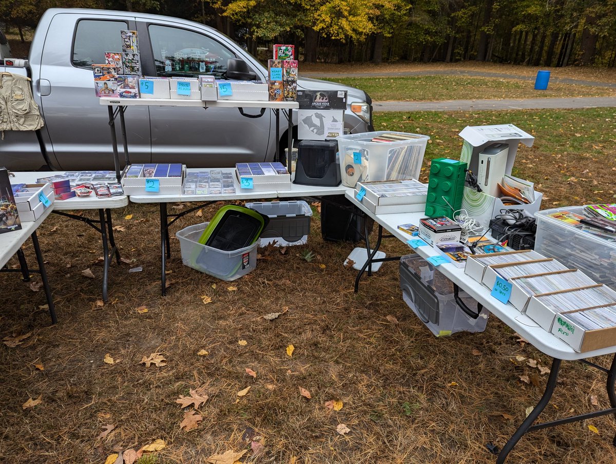 MaskedCollect's tweet image. Love the flea market