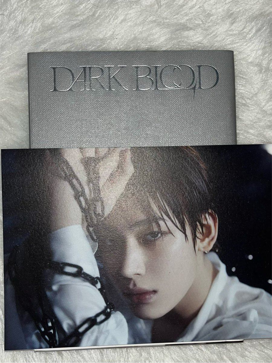 saekartz's tweet photo. wts lfb ph

— enhypen dark blood engene version (heeseung and sunoo)
— 75 each!
— x for sensitive buyer
— mod: sco and direct jnt
— payo or 3 days dop https://t.co/RNK0ZFa7HB