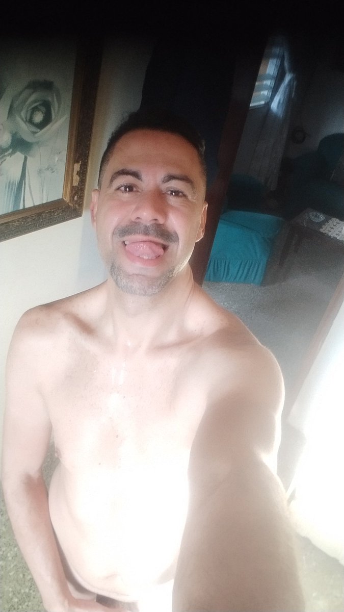 franhum's tweet photo. Domingo de???🫂💫😘😈😈😈 https://t.co/H9a4IXRL9Y