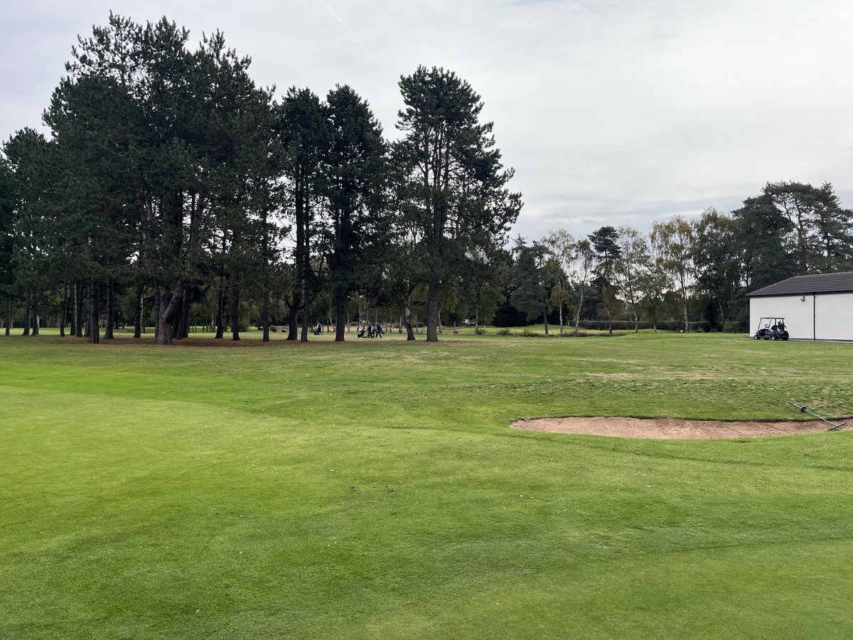 Playing here today and winter’s arrived got four layers on 🥶🥶