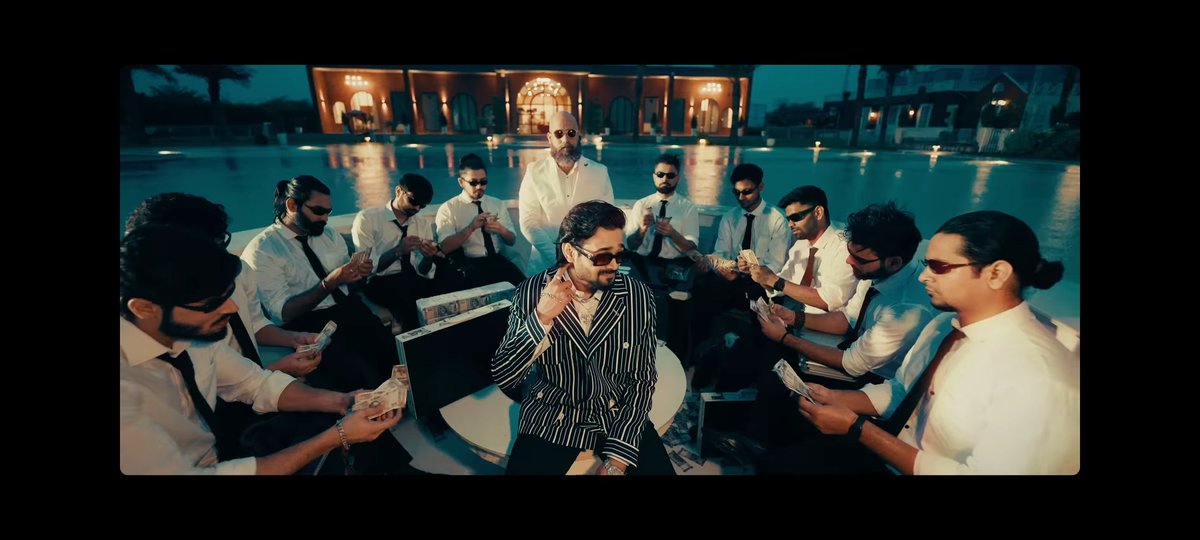 sthitaptripathy's tweet photo. UPPING the production game and howwww!!!!!!!!
Another banger 
@Bhuvan_Bam @BbkvProductions https://t.co/4uU7Sik1X4