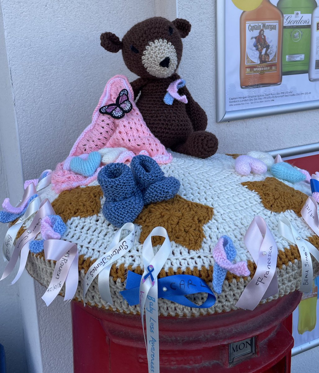 For me Baby Loss Awareness Week has been about my own grief but also raising awareness. Making this postbox topper has meant I’ve been able to add people’s ribbons 🎀 but it’s kept me busy too!!! #blaw2024