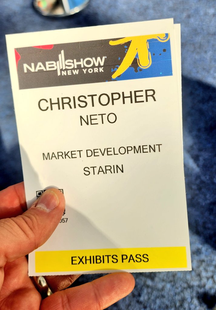 #AVinTheAM tweet media