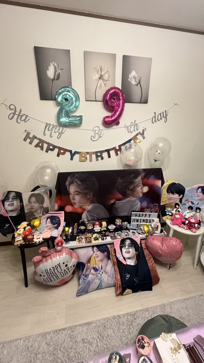 🐥そのん🐻 (@rvs91055345) on Twitter photo ジミンちゃんセンイルチュカヘヨ🎂
誕生日に来てくれてありがとう🥰
こんなに愛されてて幸せだなぁ💝
待ってる💛待ってる💛待ってるから安心してね〜
会いたい💛会いたい💛会いたいよ〜
今日はいっぱい、お祝いしてきたよ😊
 #HappyJiminDay2024 
 #Jimtober2024 ジミンちゃんセンイルチュカヘヨ🎂
誕生日に来てくれてありがとう🥰
こんなに愛されてて幸せだなぁ💝
待ってる💛待ってる💛待ってるから安心してね〜
会いたい💛会いたい💛会いたいよ〜
今日はいっぱい、お祝いしてきたよ😊
 #HappyJiminDay2024 
 #Jimtober2024